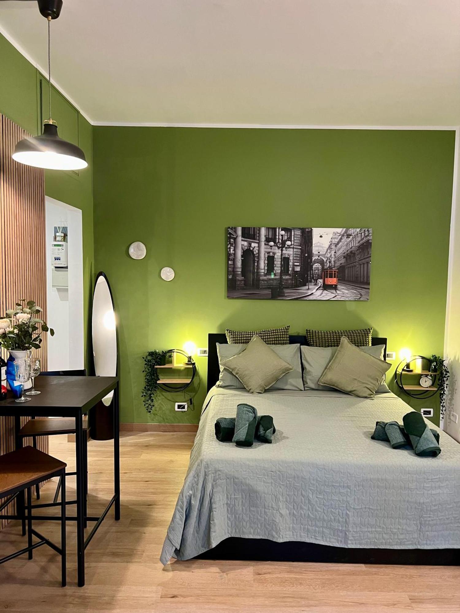 La Bella Milano Charme Apartment 3 Km Away From Duomo/ Netflix & Wi-Fi Included Exterior photo